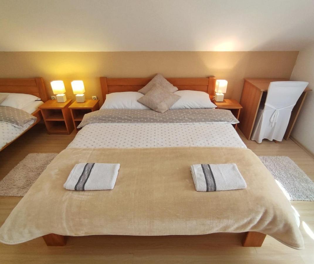 Apartments Sanja Rakovica Eksteriør billede