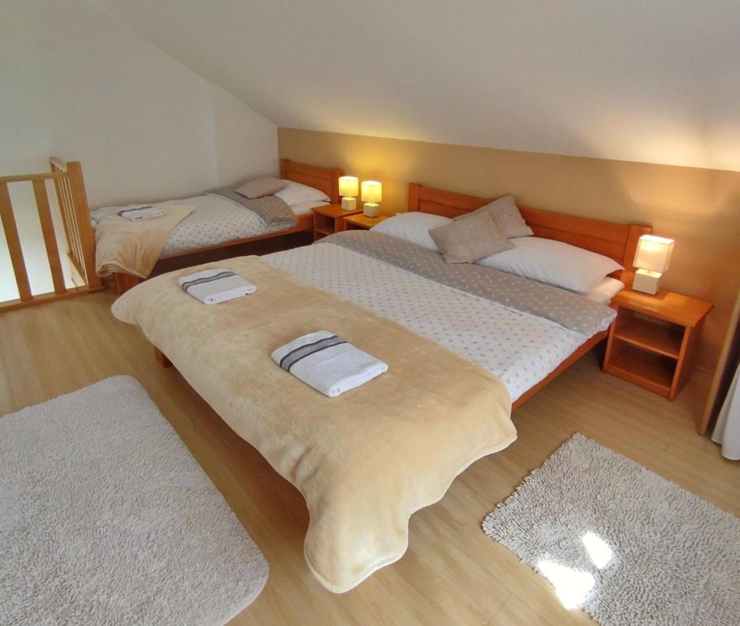 Apartments Sanja Rakovica Eksteriør billede