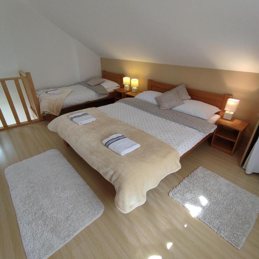 Apartments Sanja Rakovica Eksteriør billede
