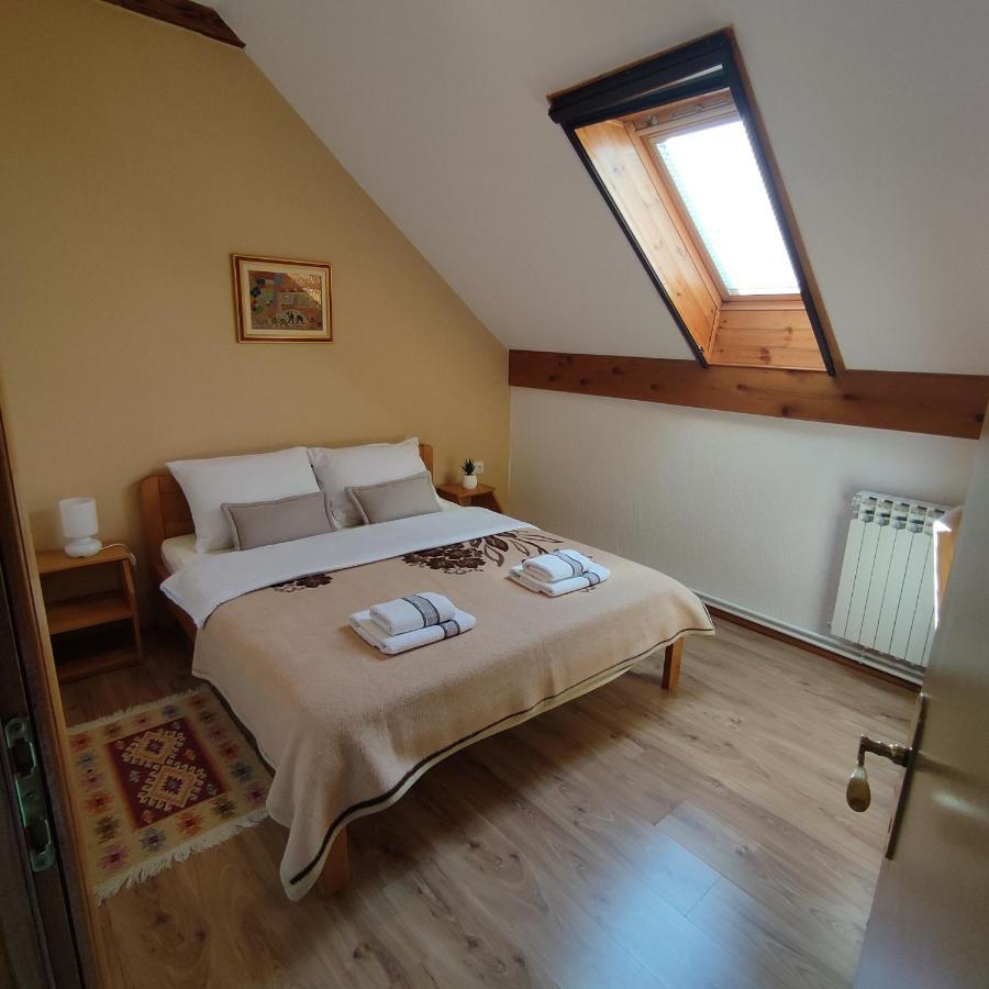 Apartments Sanja Rakovica Eksteriør billede