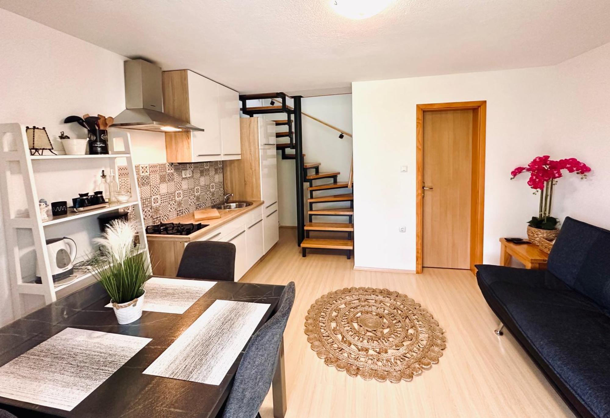 Apartments Sanja Rakovica Eksteriør billede